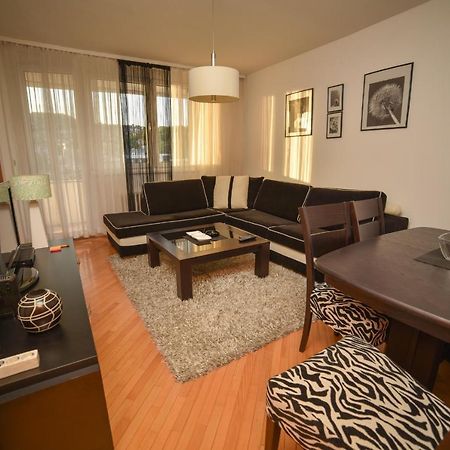 Apartman Mila ซาราเยโว ภายนอก รูปภาพ